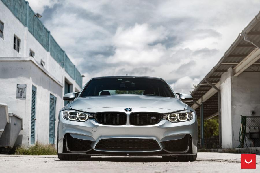  BMW M3 Sedan on Vossen Wheels (VFS10) 2017 года  (фото 16 из 17)